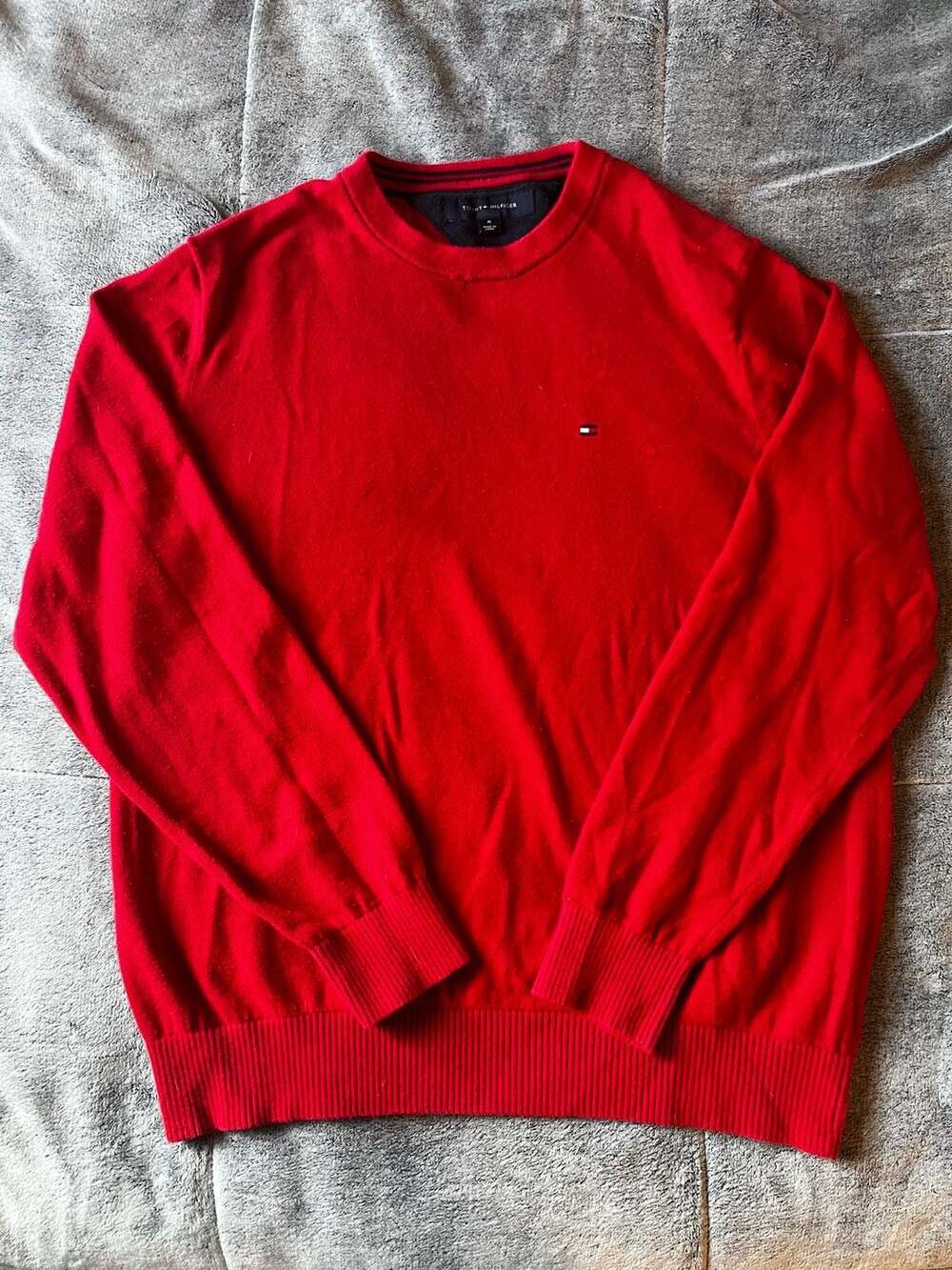 Tommy Hilfiger Crew Neck Sweater Size M Red Long Sleeve Cotton